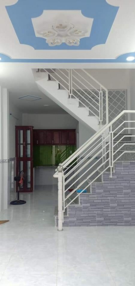Cho thuê nhà 1 trệt + 1 lầu hẻm 160 Nguyễn Văn Quỳ, hẻm xe tải