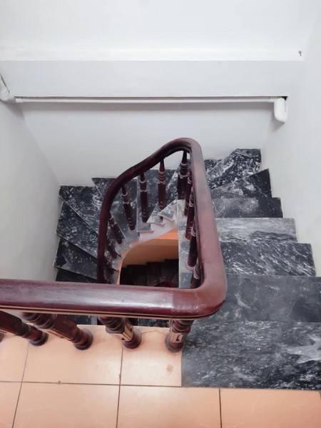 Bán nhà Vạn Phúc ngõ thông thoáng oto giá bán nhỉnh 3 tỷ, lhcc