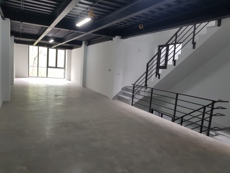 Bán nhà mặt phố Đốc Ngữ Ba Đình Kinh doanh bất chấp 150m 5 tầng Giá 25.5 tỷ