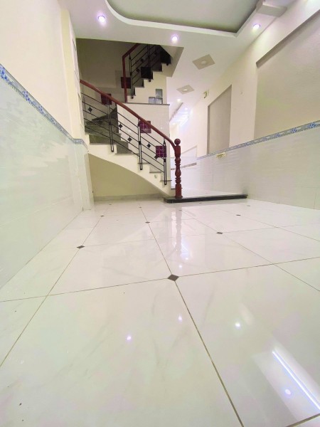 Nhà nguyên căn Hoàng Hoa Thám, Quận Phú Nhuận, 4 tầng đúc, giá nhỉnh 5 tỷ
