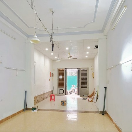 Bán nhà đường bùi minh trực Quận 8, hẻm xe tải, nhà đẹp nở hậu với 85m2 1 trệt, 2 lầu giá chỉ 5,7 tỷ