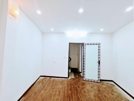 Bán nhà Hòa Bình 7. Nhà mới nở hậu dtsd 30m 4 tầng giá 2,3 tỷ có thương lượng