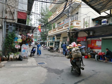 Nhỉnh 2 tỷ hàng xóm royal nguyễn trãi , thanh xuân , Hà Nội