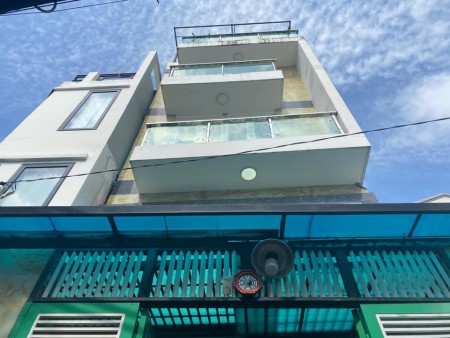 Cách mặt tiền 15m xây 5 tầng, 2 mặt tiền 2 cửa đẹp lung linh, giá 7.8 tỷ