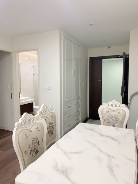 Cho thuê căn hộ chung cư HH1 90 Nguyễn Tuân 2PN Đủ Đồ