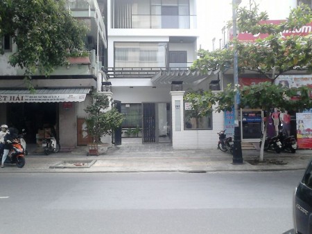 Nhà kinh doanh, đường ô tô tránh, 4,5 tỷ trung tâm quận Thanh Xuân