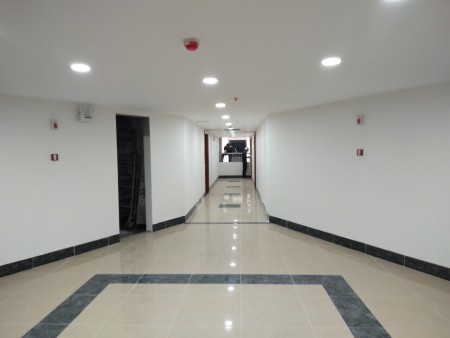 Cho thuê căn hộ giá rẻ vào ở được ngay, còn mới đẹp, giá 4.5 triệu/tháng
