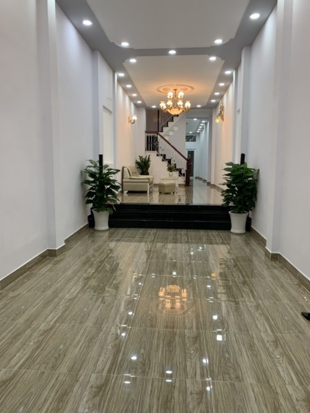 Mua nhà đầu tư ngay, giá giảm 20-30% nhà mt Dương Quảng Hàm, pháp lí sạch