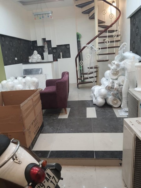 Bán nhà lô góc 4 tầng x 30m3 ngõ 204 Tôn Đức Thắng giá 3,4 tỷ. LH 0912442669