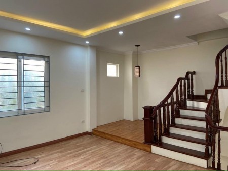 Bán nhà Vạn Phúc view Hồ điều hoà lô góc 2 mặt thoáng, lh 0904601503