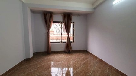 Mặt tiền to mở kho chứa lộc. Xe 7 chỗ đỗ chồm hỗm trong nhà. Nhà Thanh Xuân 47m2, Mt 5.7m-5T-7.3 tỷ