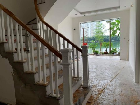 Bán nhà Tam Trinh, Hoàng Văn Thụ Hoàng Mai, phân lô ô tô view hồ thoáng vĩnh viễn