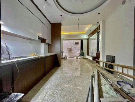 Siêu phẩm Kim Giang 6 tầng, thang máy 3 mặt thoáng, giá 5.55 tỷ
