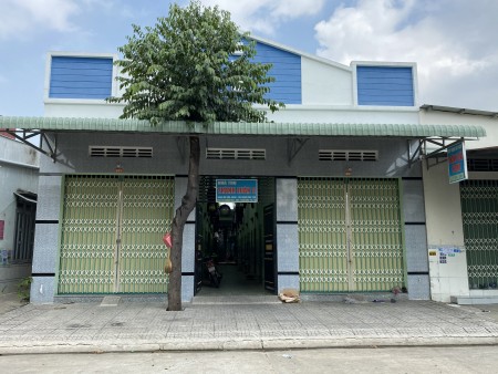 Cần bán gấp dãy trọ 14 phòng , 2 kiot đẹp mộng mơ, ngay khu công nghiệp, Mỹ Phước 3, sát chợ