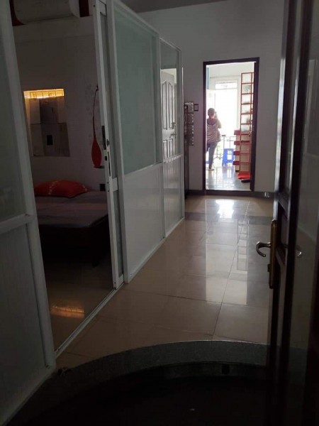 Bán nhà Huỳnh Văn Chính, 19.5m2, hxh, Quận Tân Phú, giá 2tỷ tròn