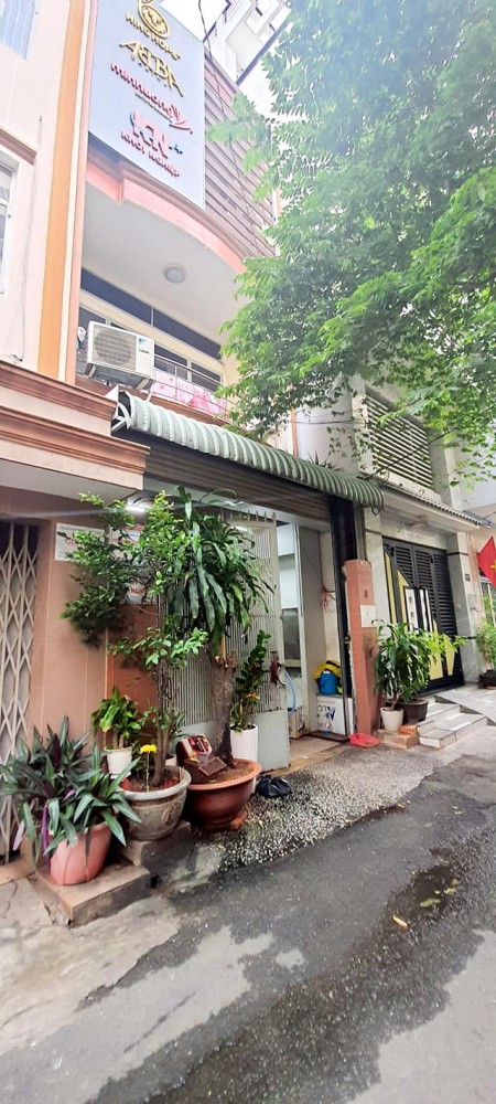 Bán nhà đẹp 3 tầng Thành Thái, Quận 10, DT 4x17m, giá 13.8 tỷ lh 0886880910