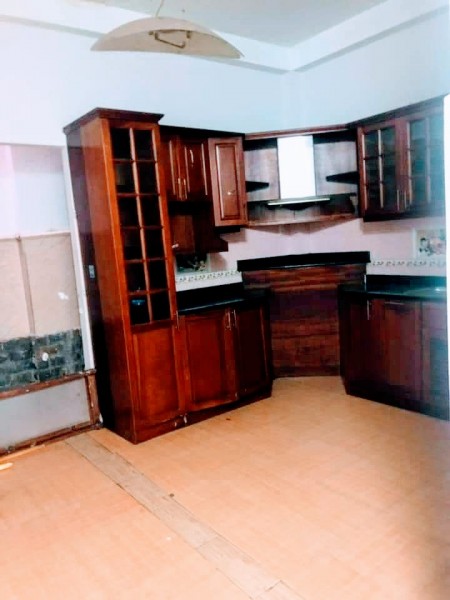 Nhà rộng 50m2, hẻm xe tải 8m, Quận Tân Phú, chỉ 5.2 tỷ, bớt lộc
