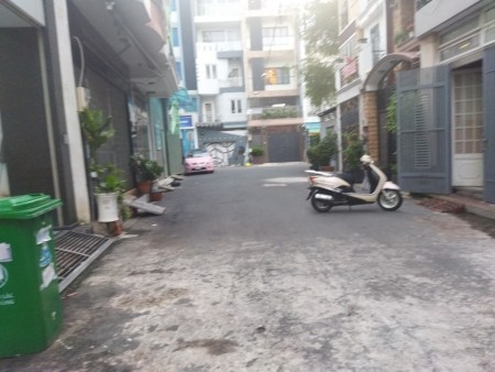 Bán nhà nát hẻm xe hơi Trường Sa Quận Phú Nhuận tiện xây mới
