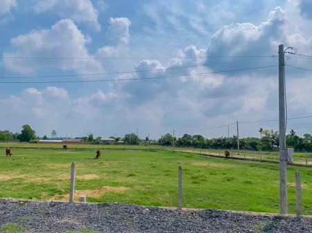 Bán 10000m2, đất ngay mặt tiền Tỉnh Lộ, đối diện khu công nghiệp giá 1.7 tỷ, pháp lí rõ