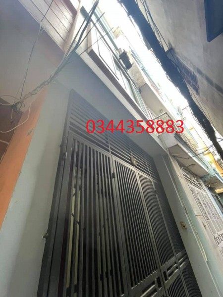 Nhà đẹp gần ô tô tránh thiết kế rất hợp lý ở Cầu Giấy Giá chỉ nhỉnh 3 tỷ