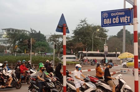 Mặt đường Đại Cồ Việt, kinh doanh đỉnh, giá bán 14,5 tỷ