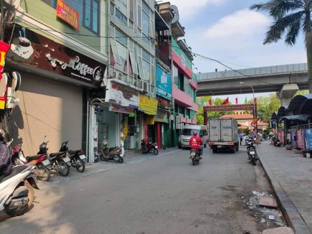 Đi đến slide 3