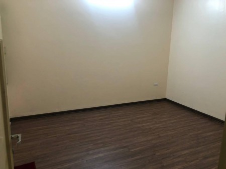 NHÀ PHÂN LÔ- TRUNG TÂM CẦU GIẤY -5M RA MẶT PHỐ -THANG MÁY - KINH DOANH - VĂN PHÒNG.