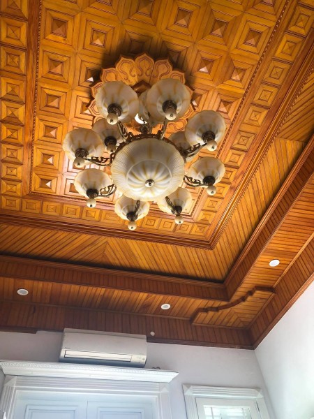 Biệt thự view hồ Linh Đàm, 58m2, 5 tầng, vỉa hè 40m, ở sướng, kinh doanh sầm uất