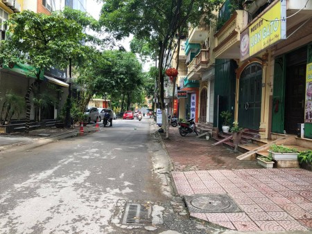 Cần bán nhà Nguyễn Khánh Toàn, lô góc 3 mặt thoáng, gara ô tô, kinh doanh đỉnh giá 13.5 tỷ