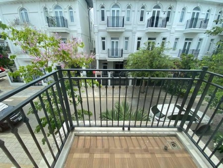 Cho thuê nhà 3 tầng khu đô thị Phú Gia Compound giá cho thuêu 18tr/tháng