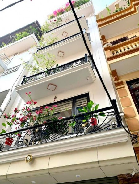 Nhà Tứ Liên, hai thoáng, Gara, thang máy, quận Tây Hồ, 60m2, hơn 10 tỷ