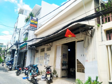 Bán nhà xưởng hẻm Thoại Ngọc Hầu, quận Tân Phú, DT: 8.7x17 nhà cấp 4 giá 11.5 tỷ