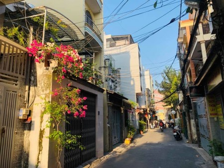 Bán nhà Nhất Chi Mai - Nguyễn Đức Thuận, HXH, 85m2 (4.1x21), 9.6 tỷ TL