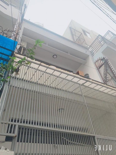 Bán nhà Đào Duy Anh, Gần Công viên bệnh viện dại học, dt 60m2, giá 3.4 tỷ