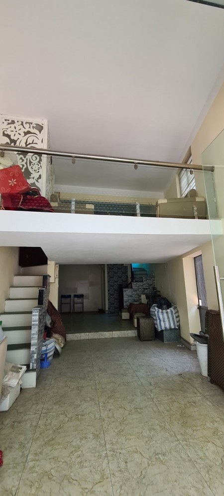 Bán nhà phố Nguyễn Văn Cừ, ô tô góc, yên tĩnh, dt 42m2, giá 4.55 tỷ