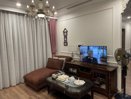 Bán căn 3PN, 2WC, 96,4m2. Đã làm nội thất cơ bản. Ban công Đông Nam, giá 3.0 tỷ dự án The Emerald