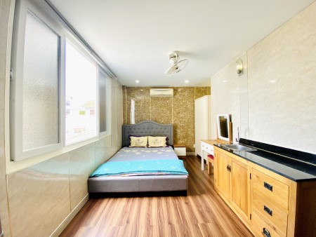 Cho thuê phòng dạng studio full nội thất cửa sổ lớn Quận 7