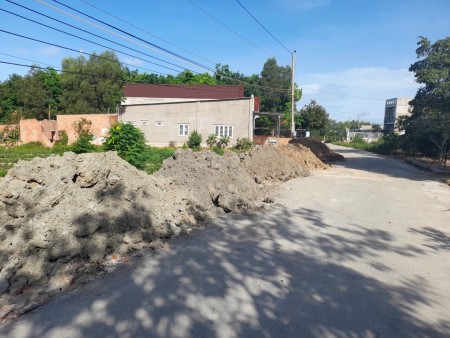 Chính chủ cần bán lô đất cách khu du lịch Suối Nhum 10p chạy xe.