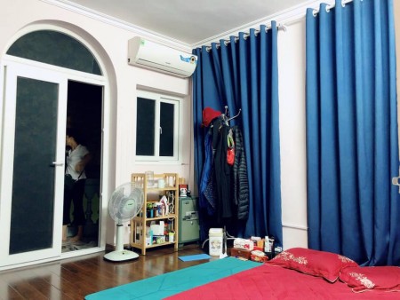 Bán nhà nguyên căn Tây Hồ, ngõ ô tô dt 115m2, mt 8.6 m, giá nhỉnh 7 tỷ