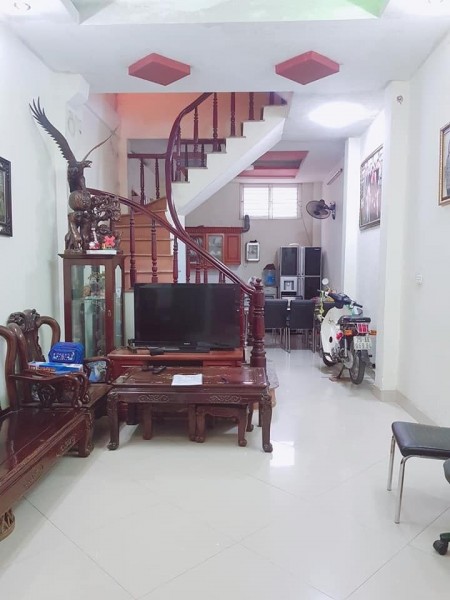 Bán nhà Phúc lợi Long Biên, ngõ view hồ thoáng mát 40m2 3.8 tỷ