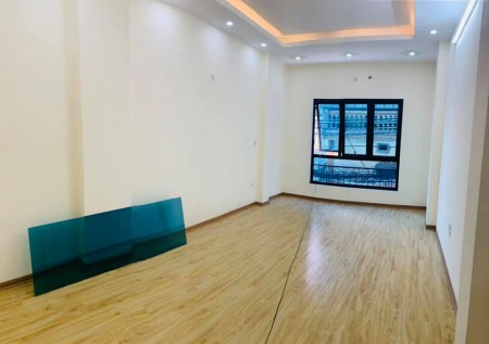 Bán gấp nhà mặt phố Cự Lộc Nguyễn Trãi, kinh doanh đỉnh dt 40m2, 5 tầng, ô tô tránh, giá 8 tỷ