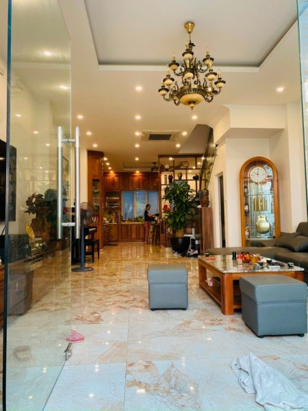 Bán nhà phố Phúc La Hà Đông 50m2 x 5T, MT 5M kinh doanh đỉnh, ô tô đỗ muôn nơi, giá chỉ 6,9 tỷ