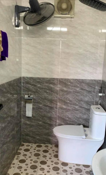 Bán nhà Quan Nhân hàng xóm Royal, 3 bước ra phố diện tích 40m2, giá 4,2 tỷ