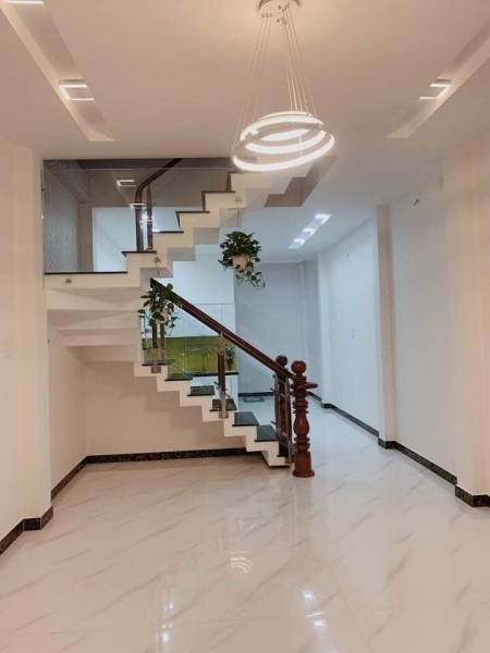 Nhà nguyên nguyên căn hẻm xe tải, diện tích 54m2, giá 6.4 tỷ, Phú Thọ Hoà