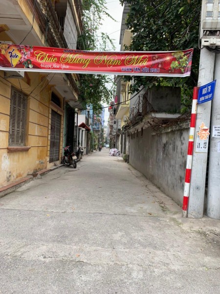 Cần bán 54m2 đất Ngô Xuân Quảng đường 4m giá 3.2 tỷ. LH 0983253436