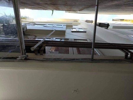 Lạc Long Quân. 30mX4.7mMT. Nhà siêu đẹp. Mặt tiền rộng. Giá 4.15tỷ