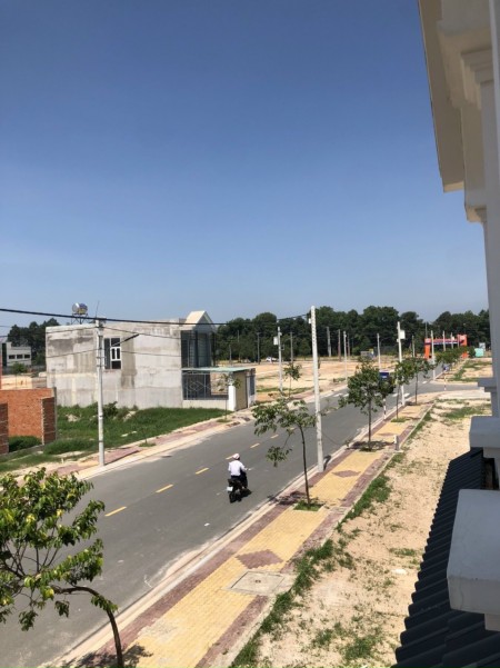 Bán đất nền dự án giá rẽ lại được sở hữu hai mặt tiền