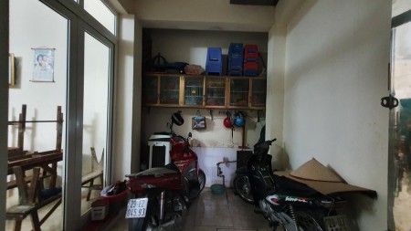 Bán nha ngõ Hồ Đức Di, Đống Đam dt 50m2 3 tầng, Giá 4 tỷ
