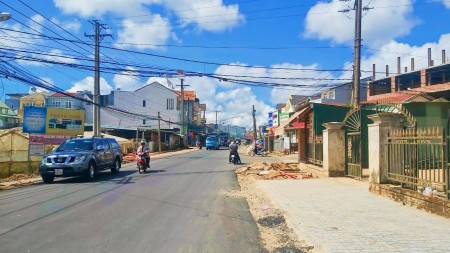 Cơ hội đầu tư kinh doanh mặt tiền mặt tiền đường Nguyên Tử Lực, phường 8, Đà Lạt