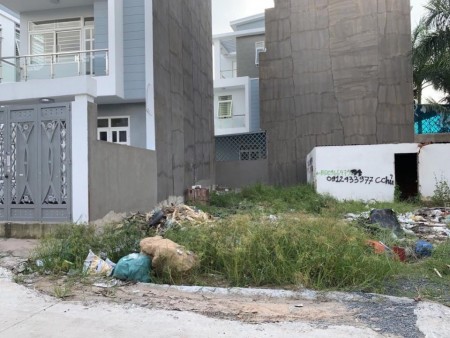 Kẹt tiền bán đất gần Nhà thờ Bình Chánh, 850 triệu, Quốc Lộ 1A